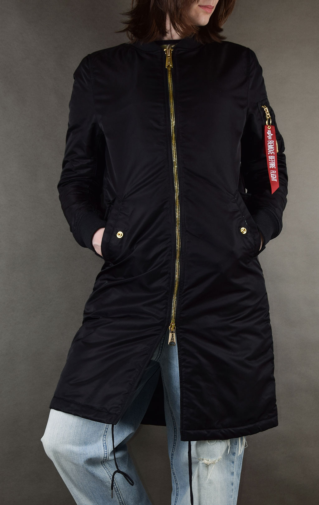 Женская куртка-бомбер удлинённая ALPHA INDUSTRIES MA-1 COAT PM black 