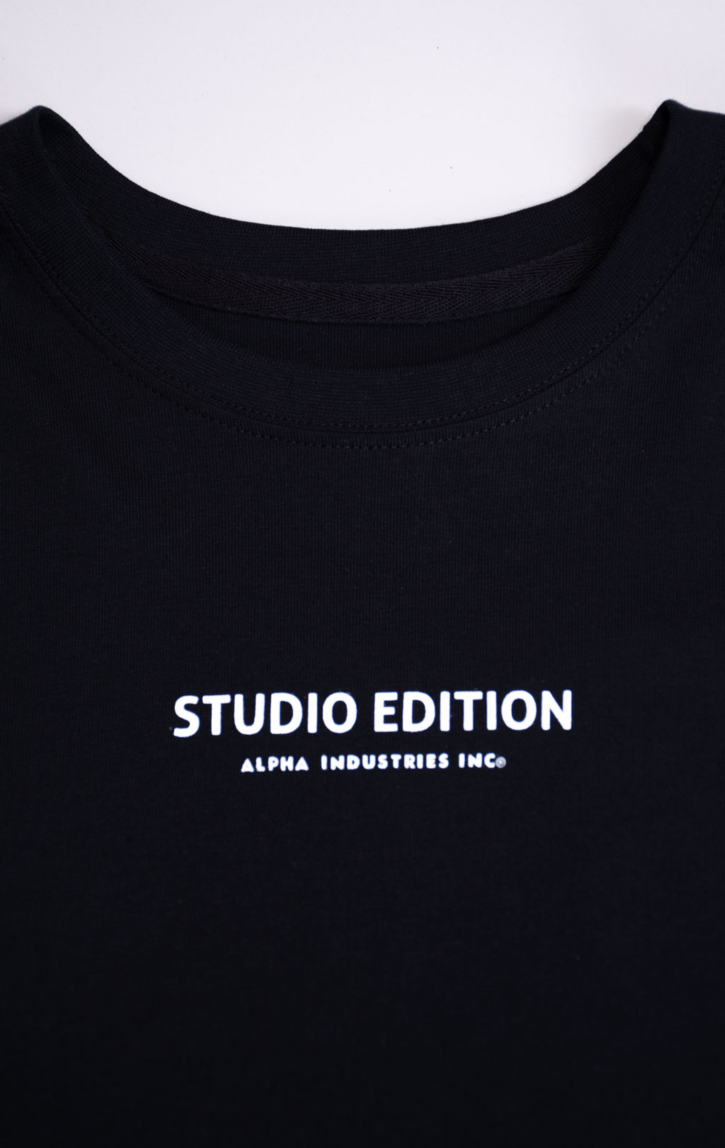 Женская футболка ALPHA INDUSTRIES STUDIO EDITION BP T black 