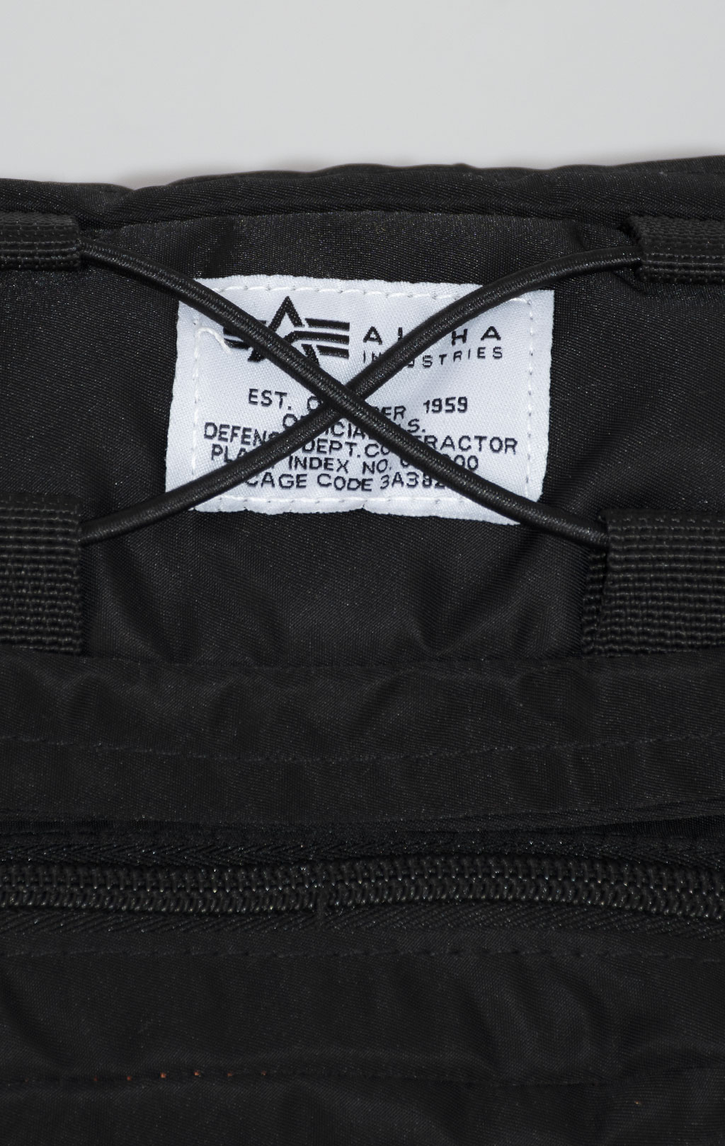Сумка поясная ALPHA INDUSTRIES TACTICAL WAIST BAG black 