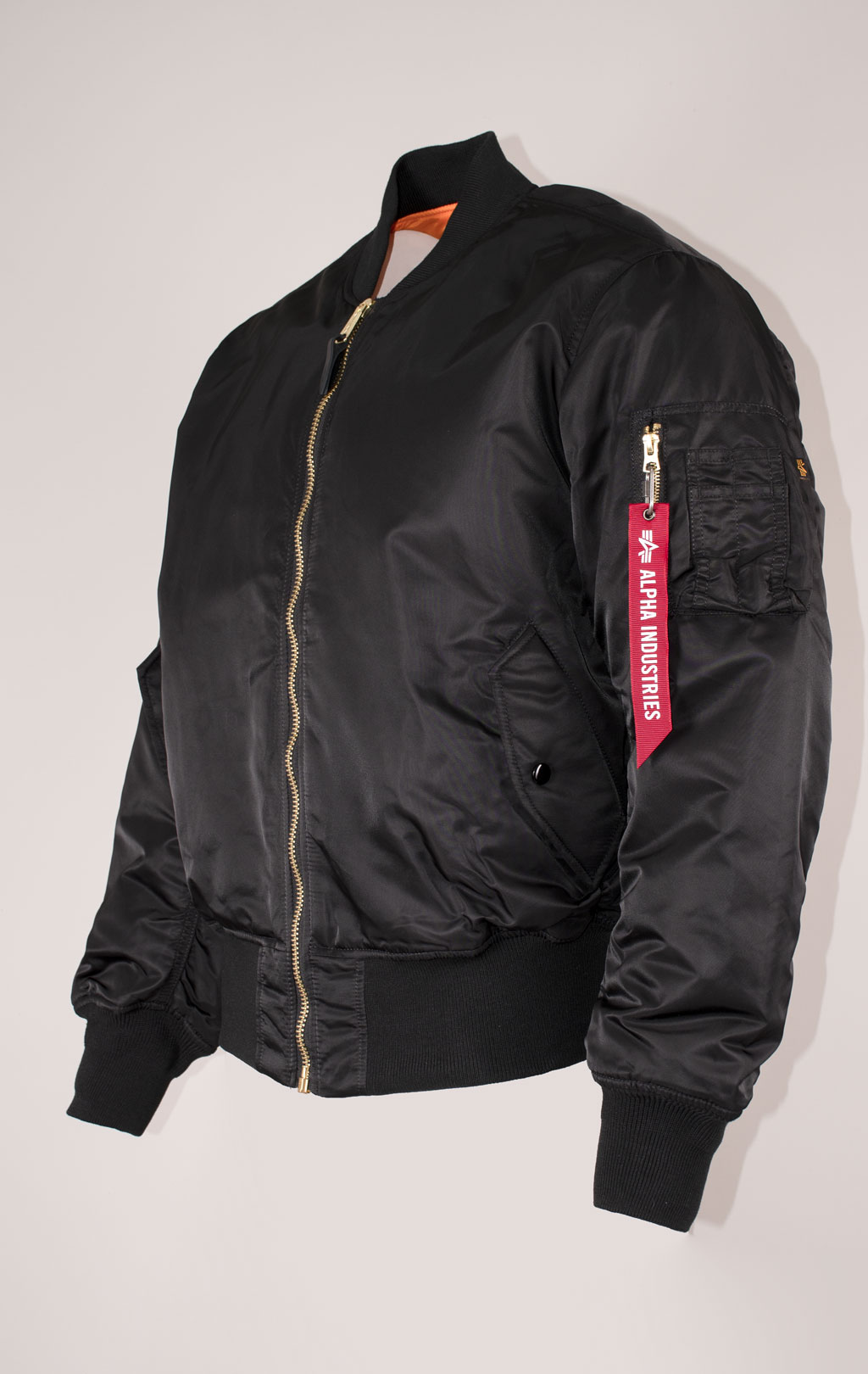 Бомбер ALPHA INDUSTRIES MA-1 original fit SS 25 m black 