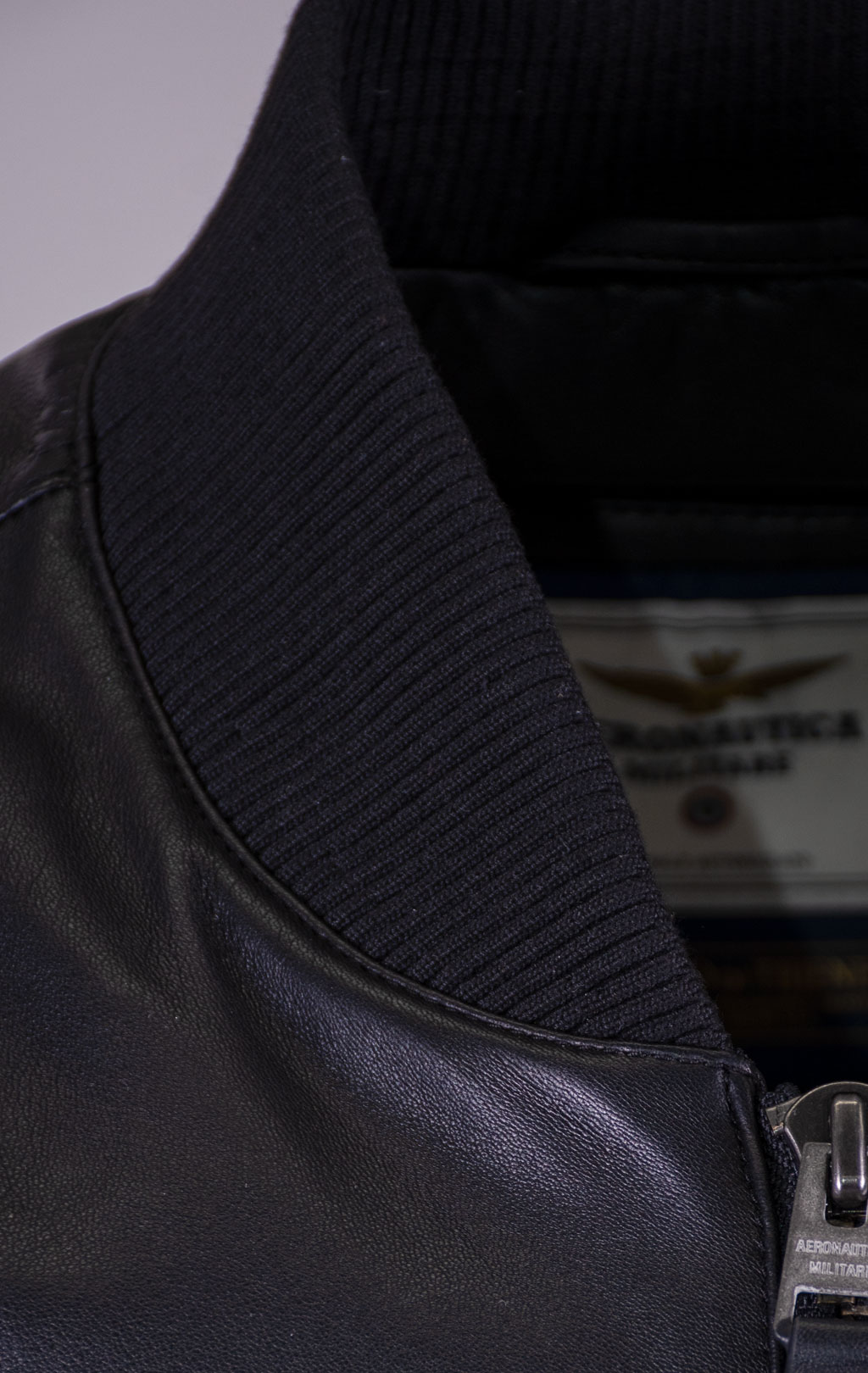 Куртка-бомбер AERONAUTICA MILITARE кожа SS 26/IN nero (PN 5053) 