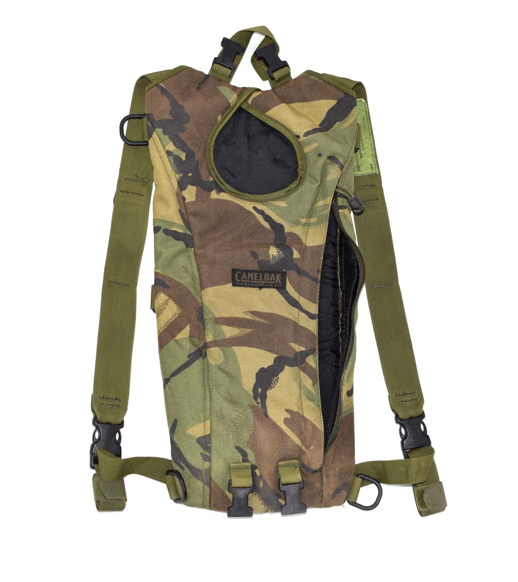 Чехол для питьевой системы CamelBak на молнии, горловина снаружи dpm б/у 
