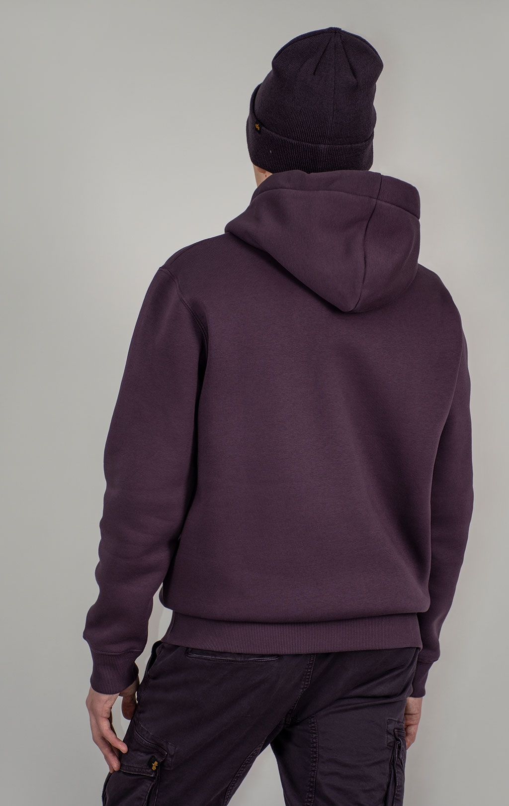 Толстовка ALPHA INDUSTRIES BASIC HOODY plum 
