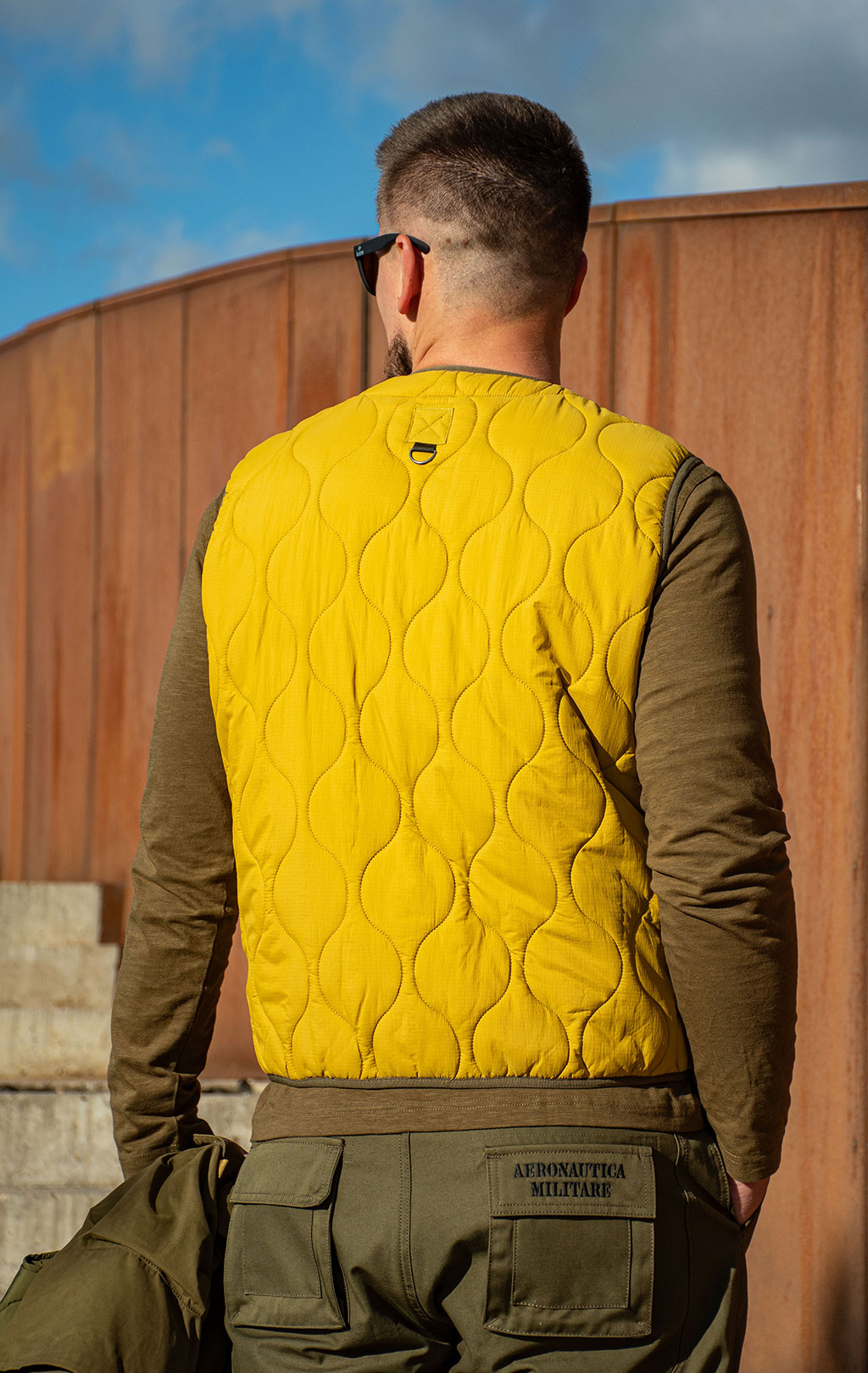 Жилет AERONAUTICA MILITARE FW 25/26/CN gold flake yellow (AB 3008) 