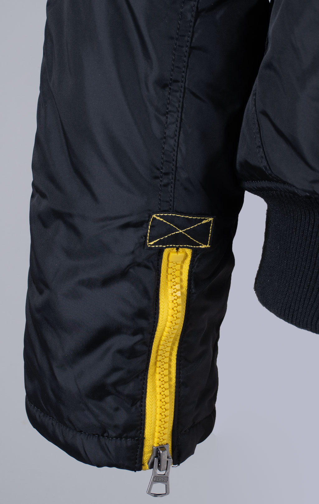 Аляска короткая ALPHA INDUSTRIES N-2B PPS black 