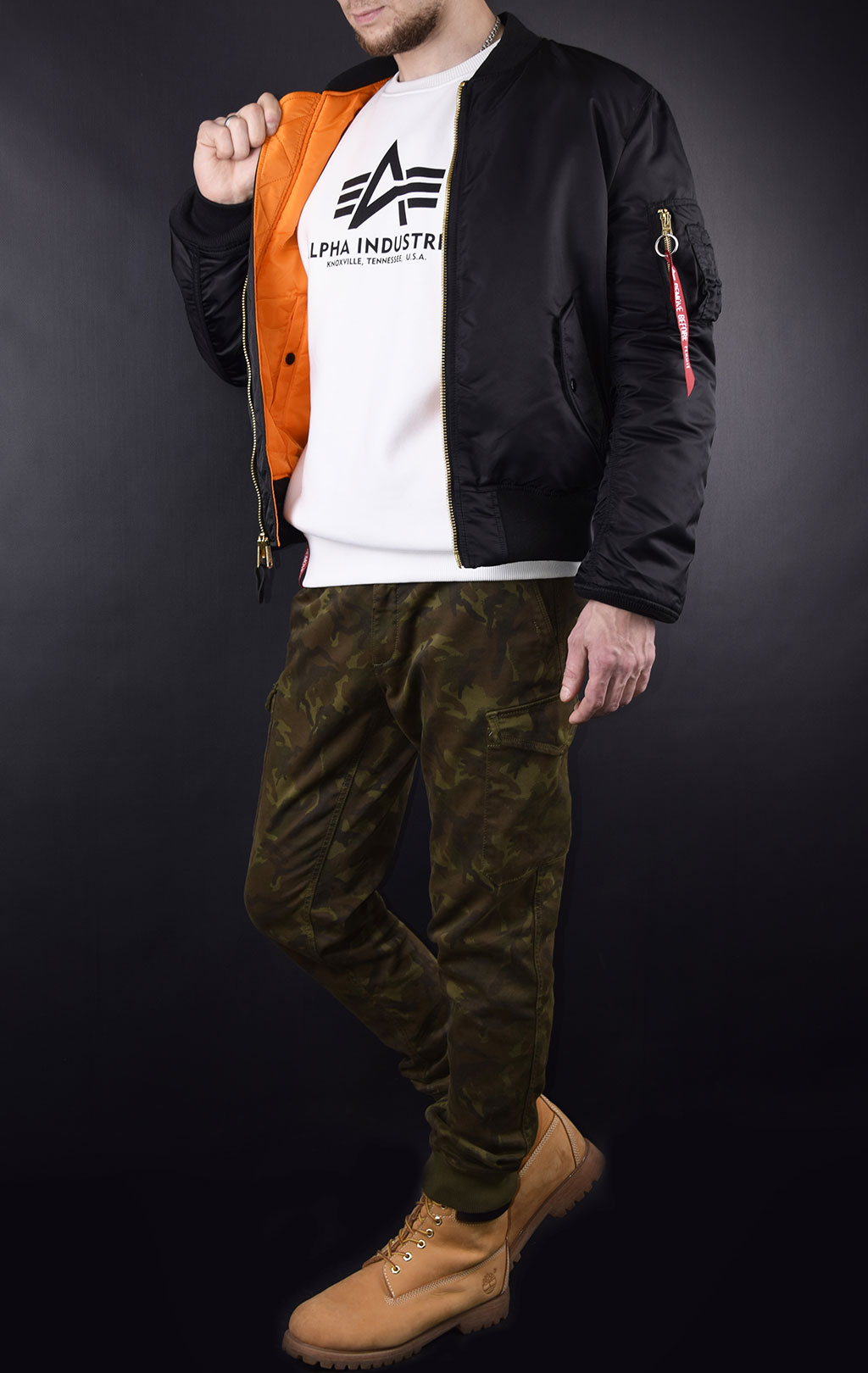 Бомбер ALPHA INDUSTRIES MA-1 SLIM FIT black 