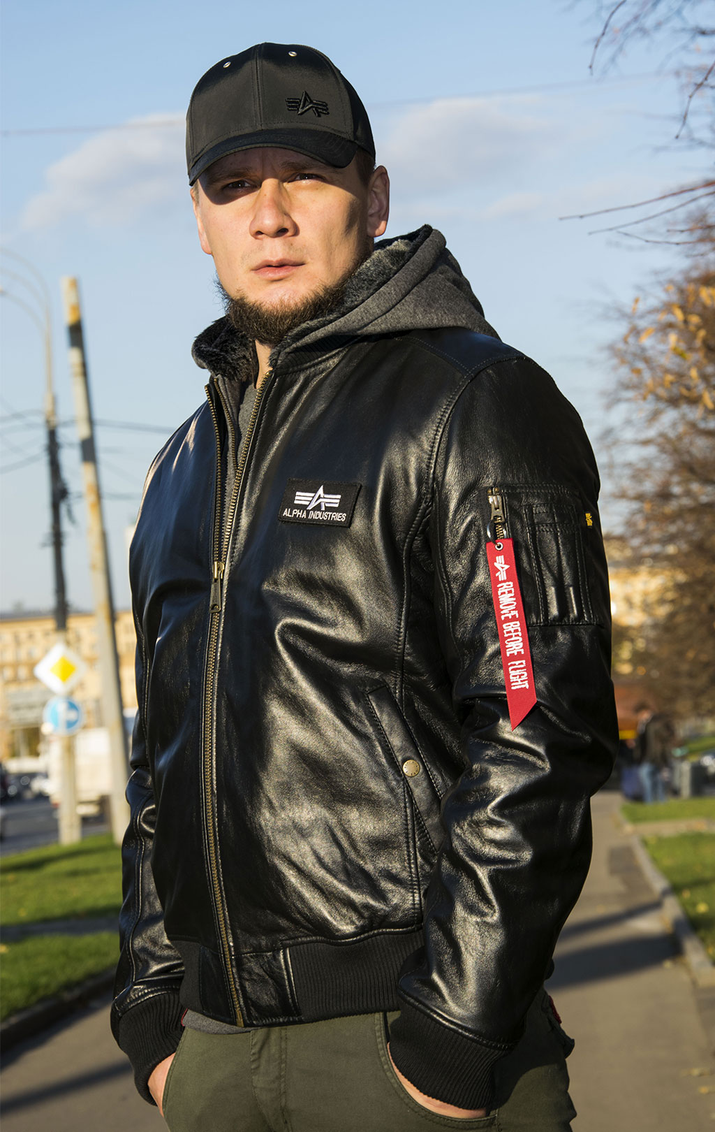 Куртка-бомбер лётная ALPHA INDUSTRIES MA-1 D-Tec leather кожа black 