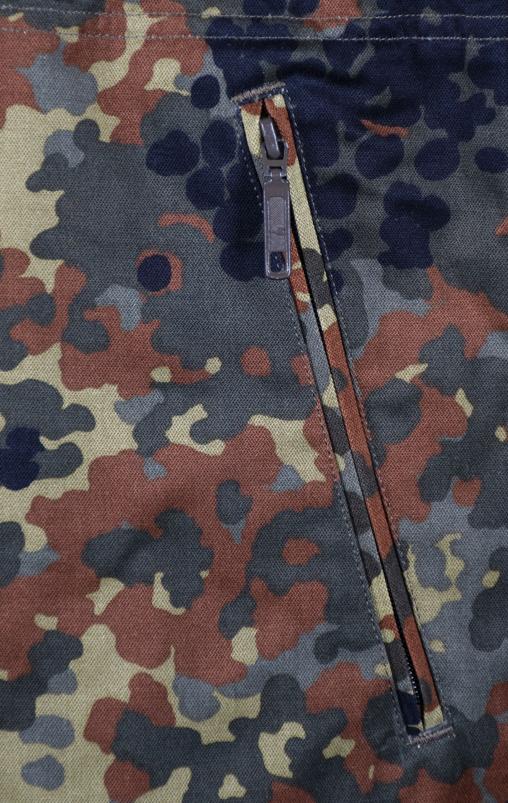 Парка flecktarn Германия