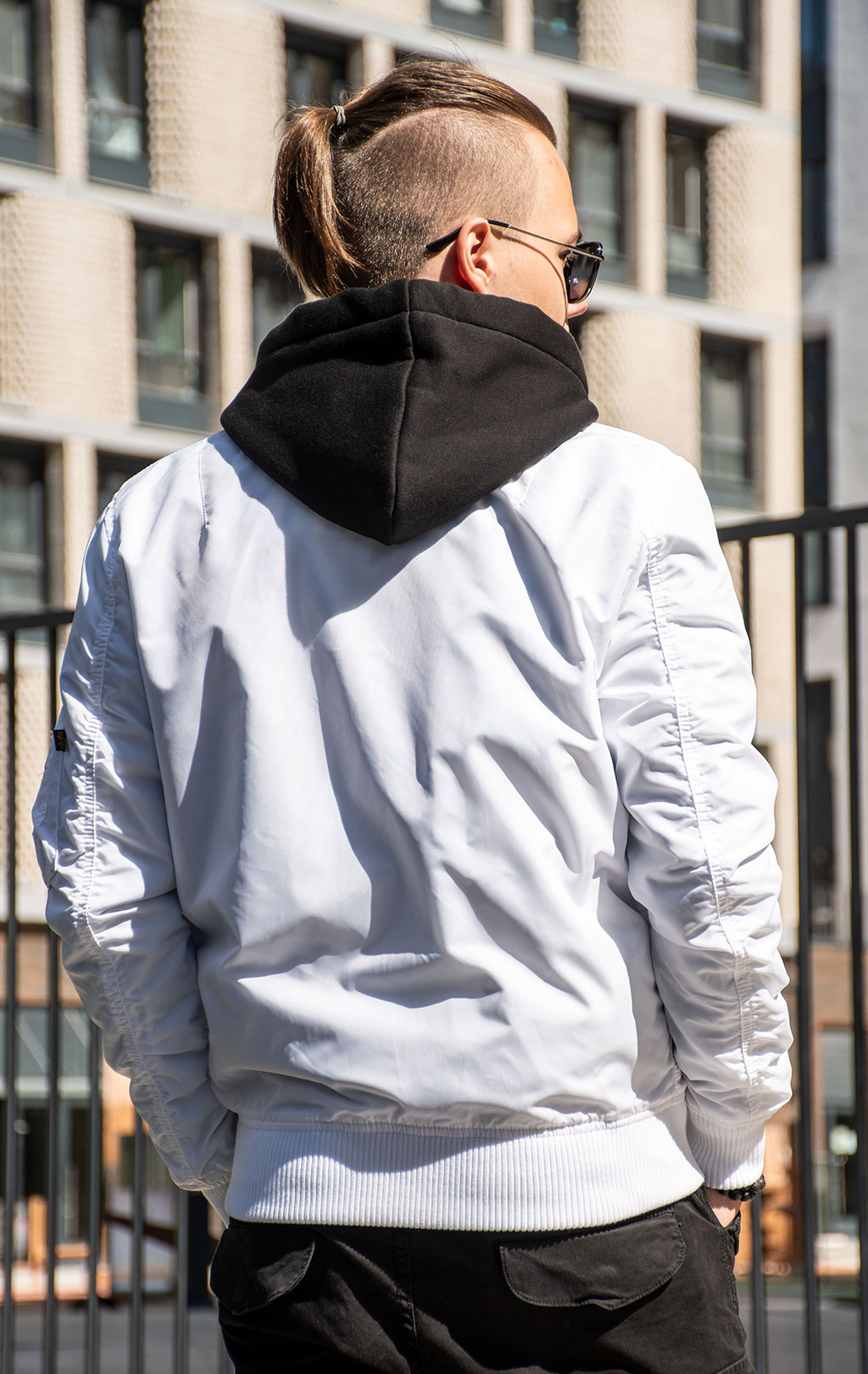 Ветровка-бомбер ALPHA INDUSTRIES MA-1 TT white 