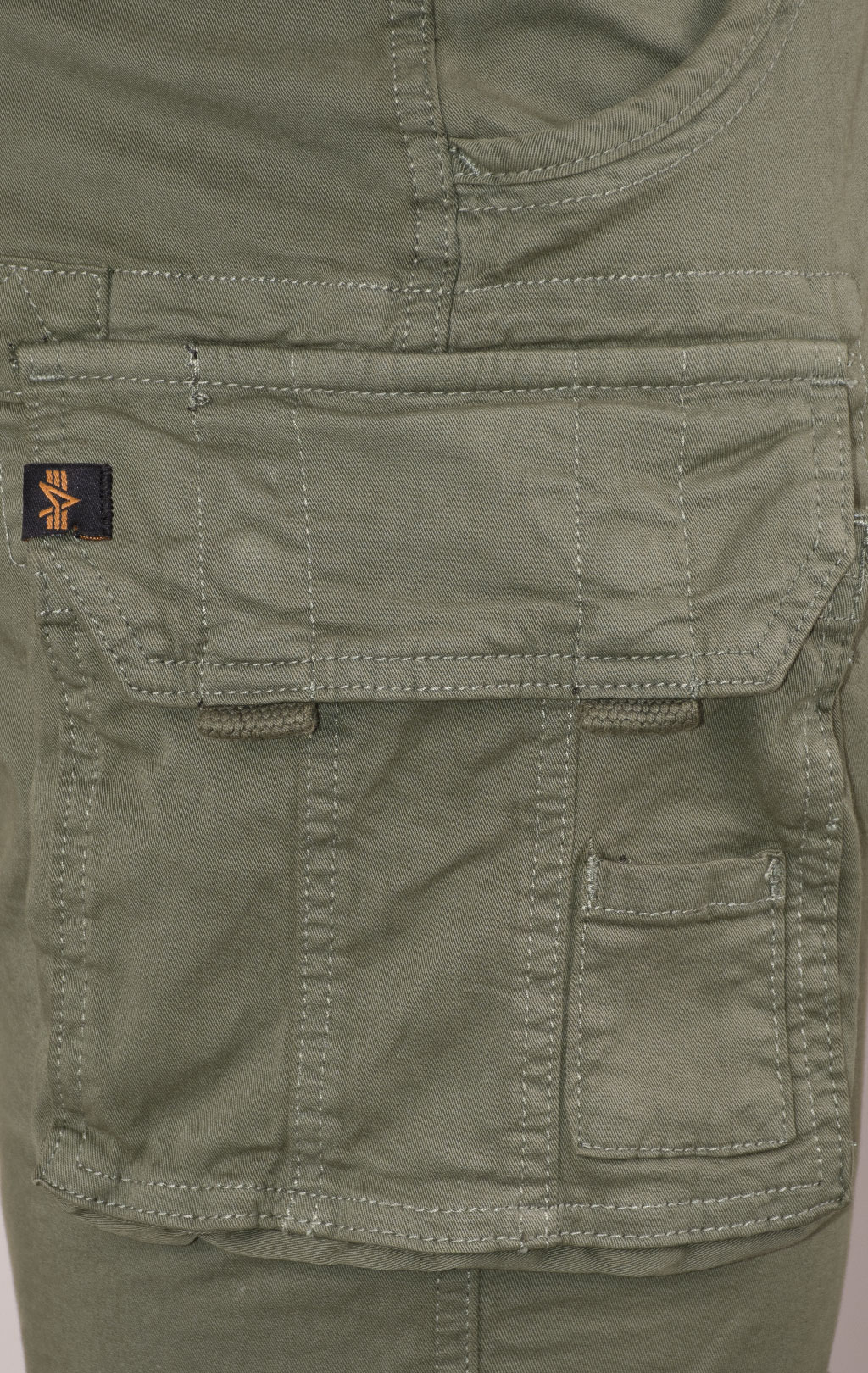 Шорты карго ALPHA INDUSTRIES CREW SHORT vintage green 