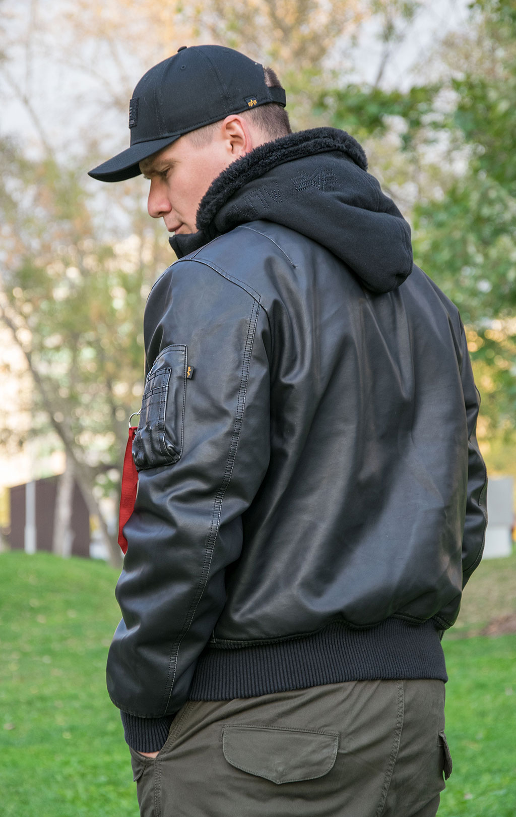 Куртка-бомбер лётная ALPHA INDUSTRIES MA-1 D-Tec FL экокожа black/black 