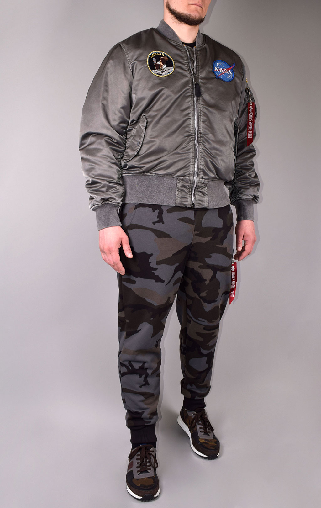 Бомбер ALPHA INDUSTRIES MA-1 APOLLO BATTLEWASH new silver 