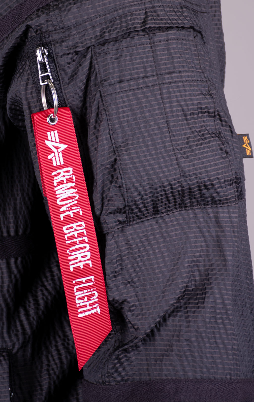 Ветровка ALPHA INDUSTRIES PARACHUTE UTILITY original fit black 