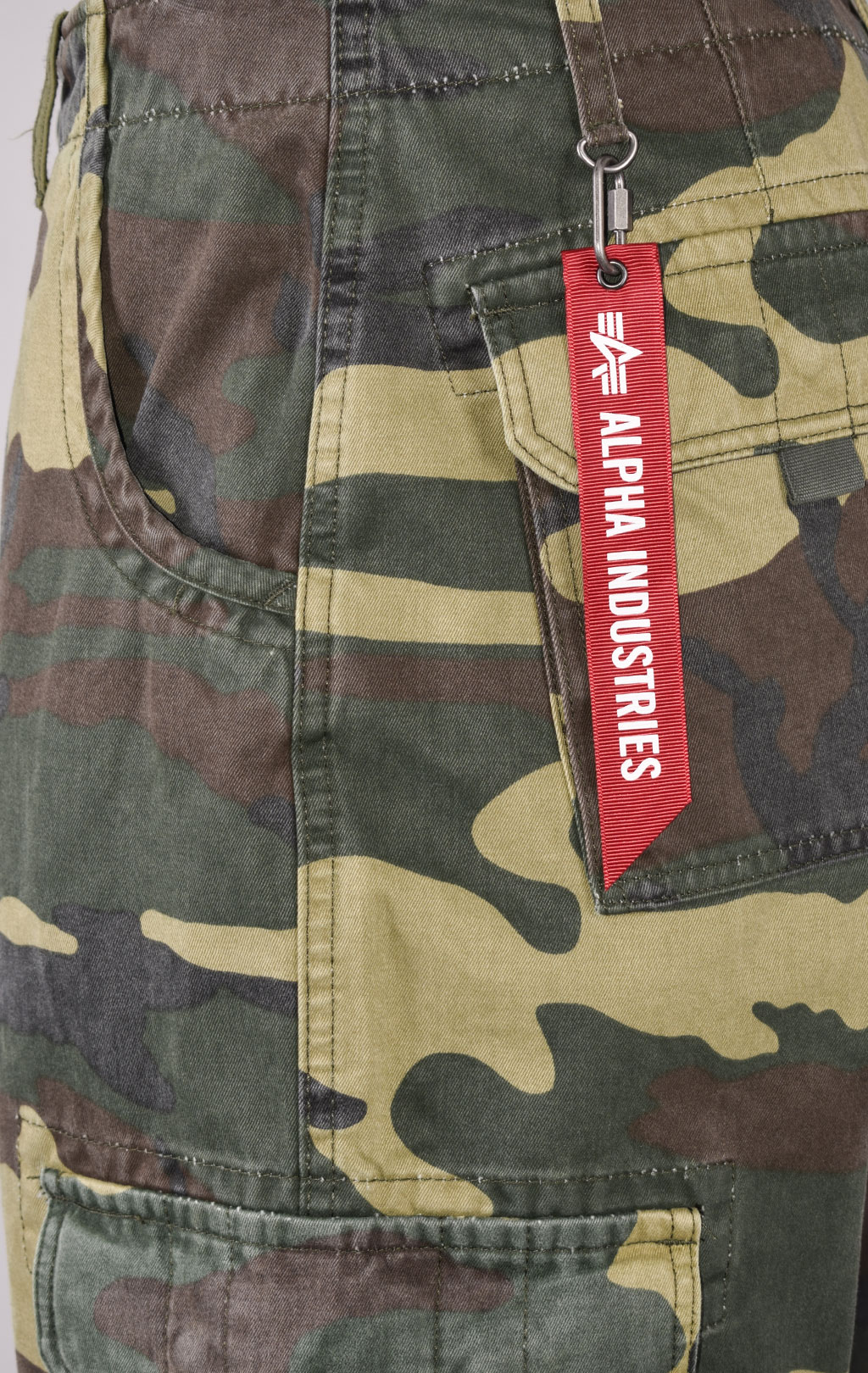 Шорты карго ALPHA INDUSTRIES JET US SS 23 camo woodland 