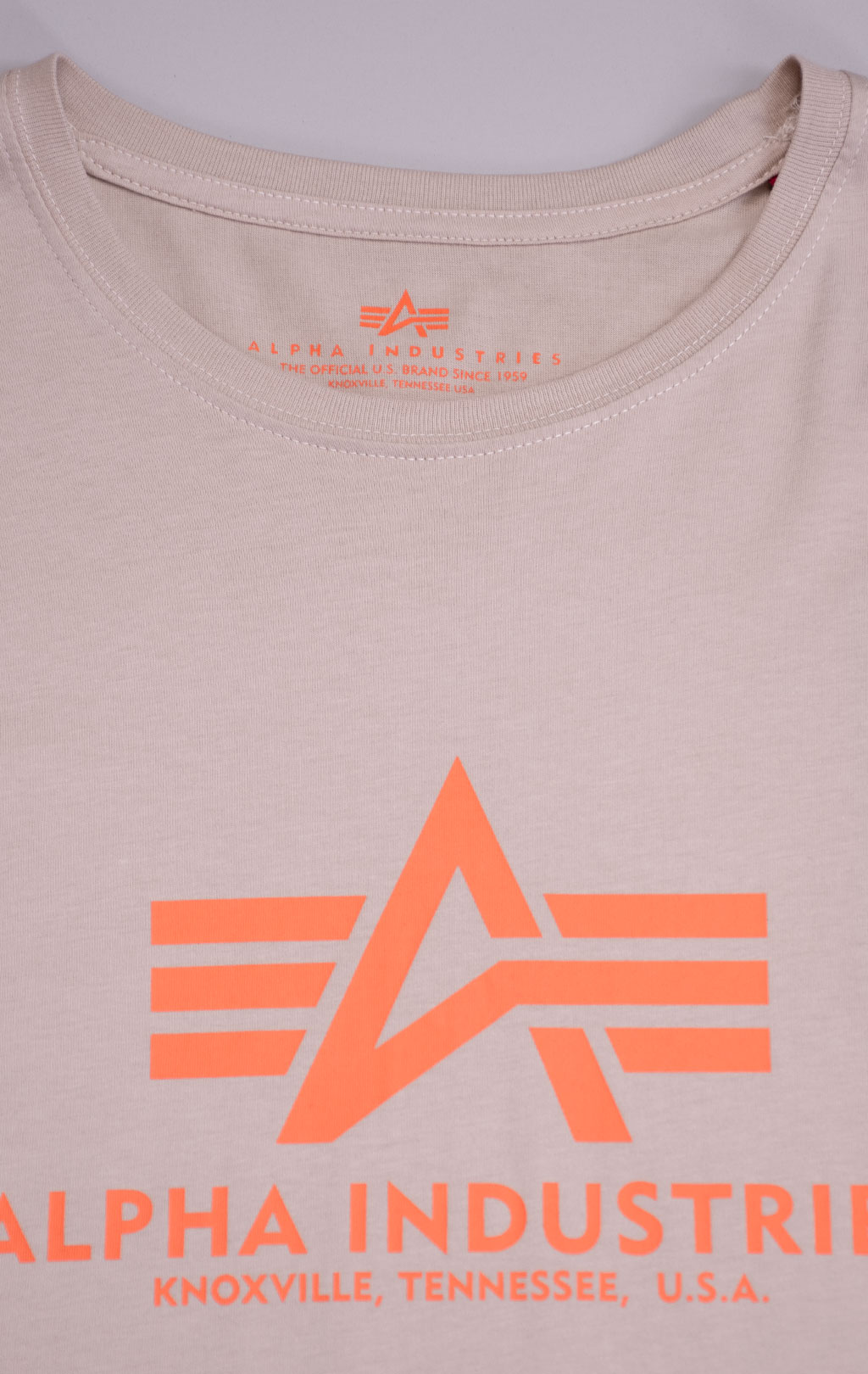 Футболка ALPHA INDUSTRIES BASIC T organic beige 
