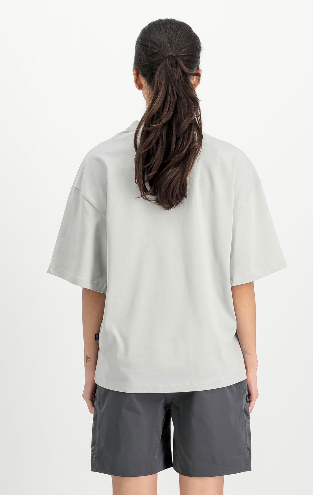 Футболка ALPHA INDUSTRIES BASE T pastel grey 