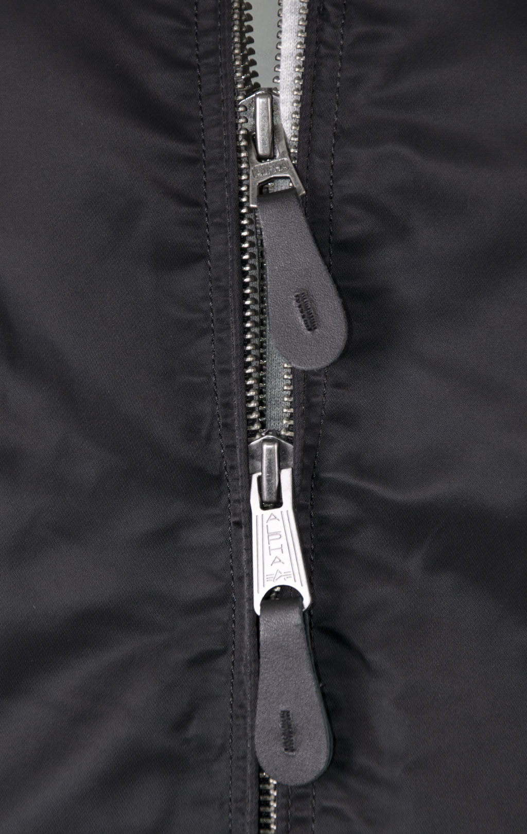 Куртка-бомбер лётная ALPHA INDUSTRIES MA-1 D-Tec big size black 