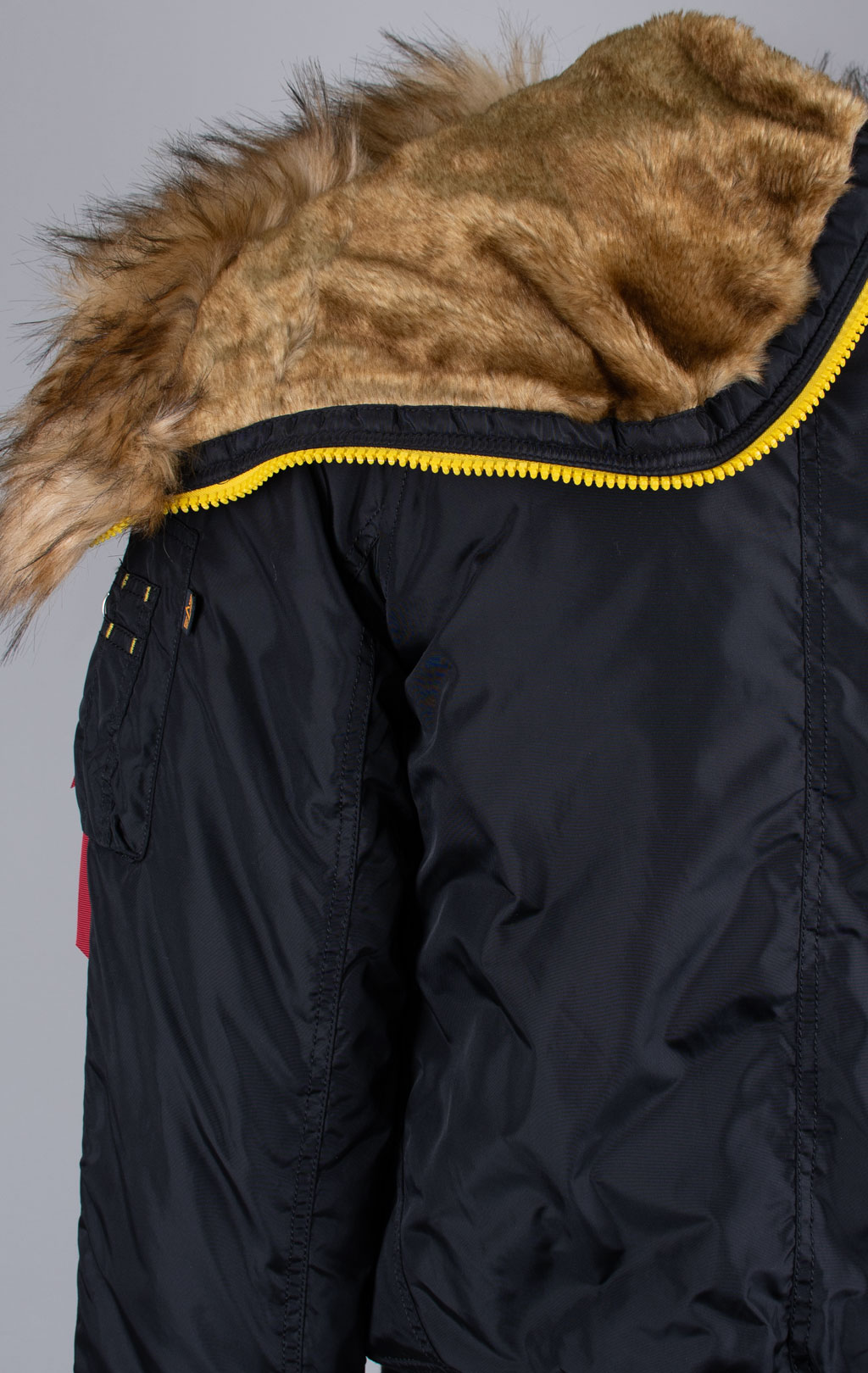 Аляска короткая ALPHA INDUSTRIES N-2B PPS black 
