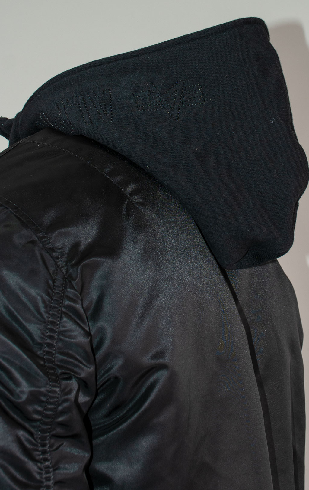 Куртка-бомбер лётная ALPHA INDUSTRIES MA-1 D-Tec black/black 