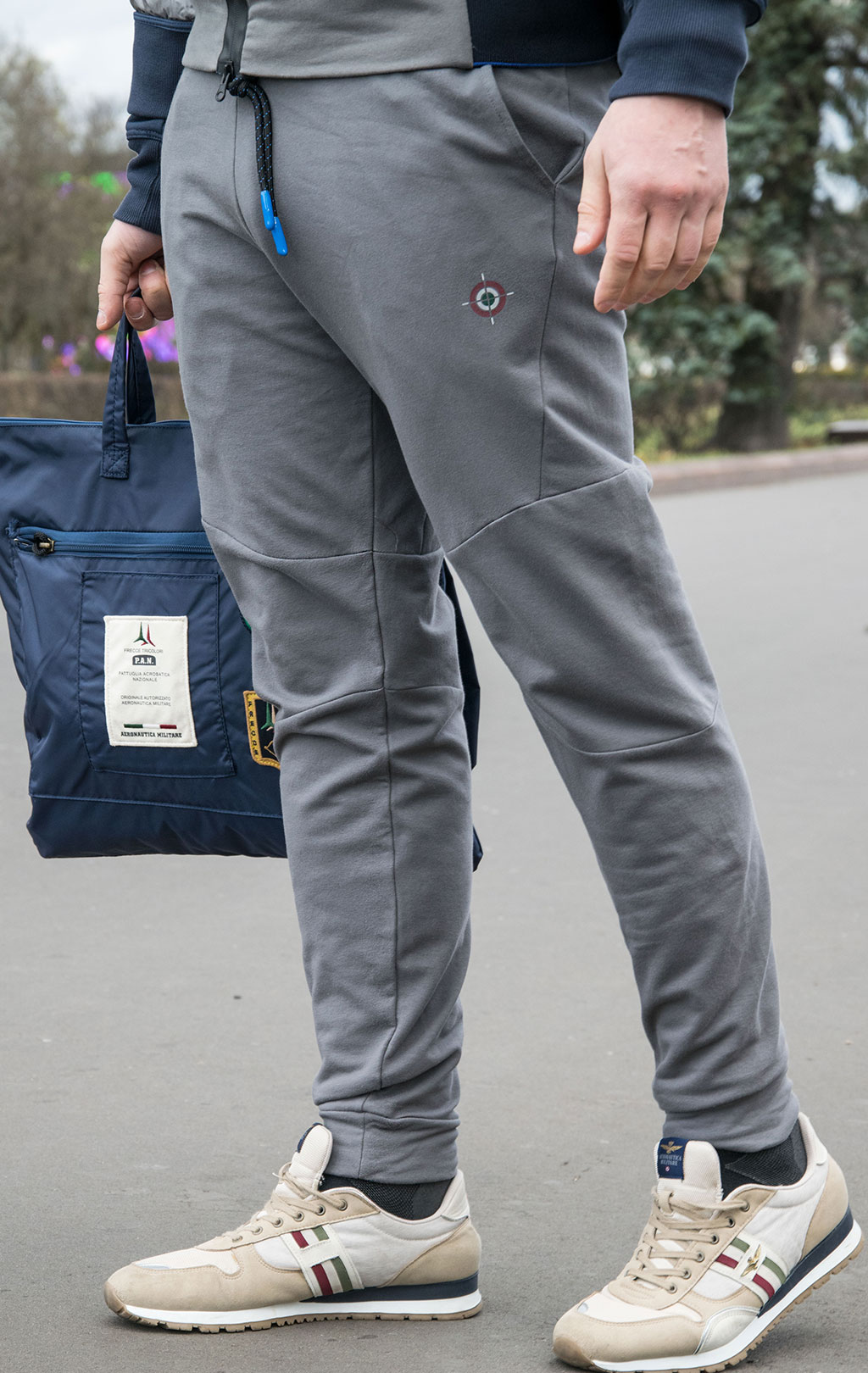 Брюки спортивные AERONAUTICA MILITARE FW 21/22/TR grigio medio (PF 815) 