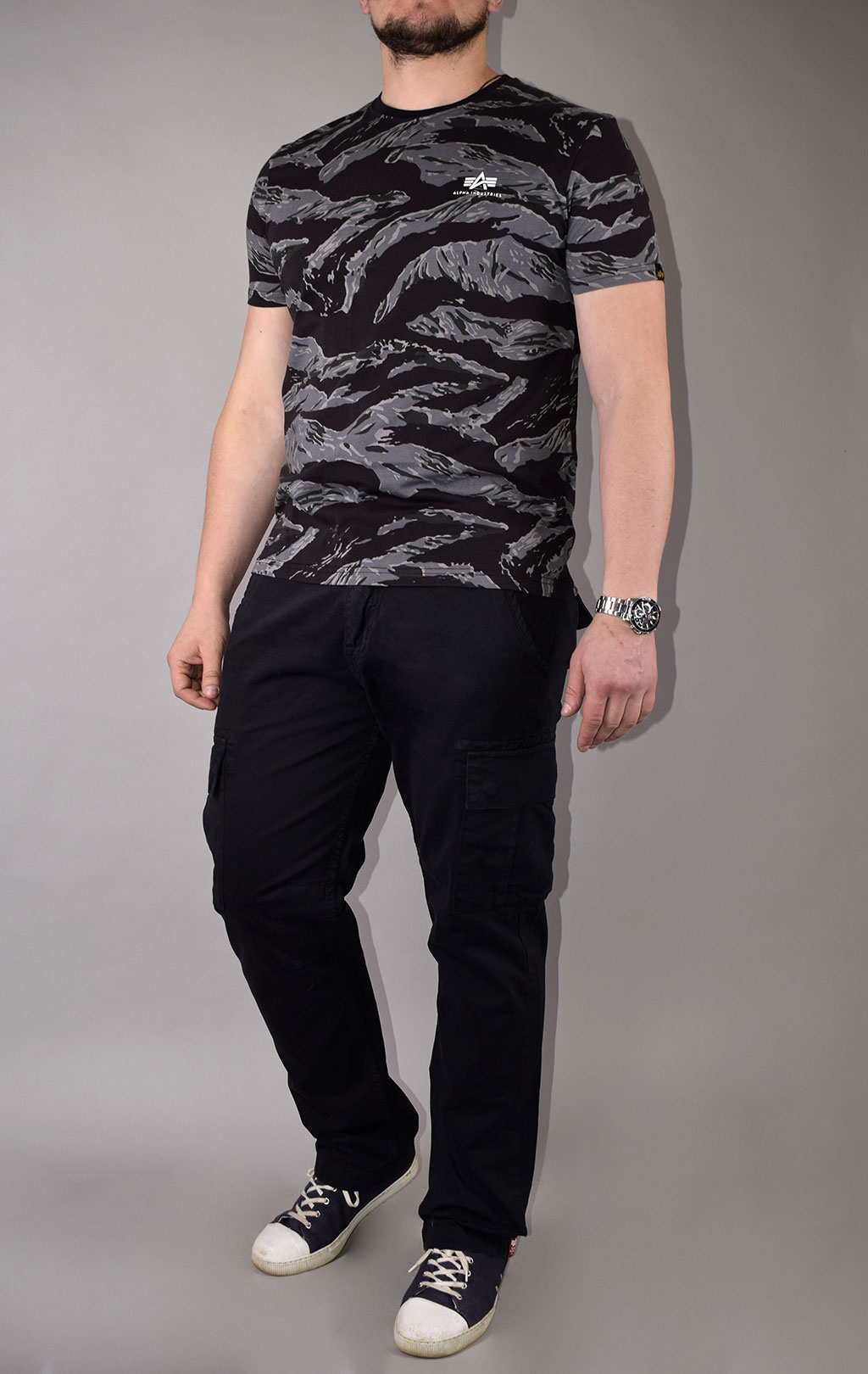 Футболка ALPHA INDUSTRIES TIGER CAMO T camo black tiger 