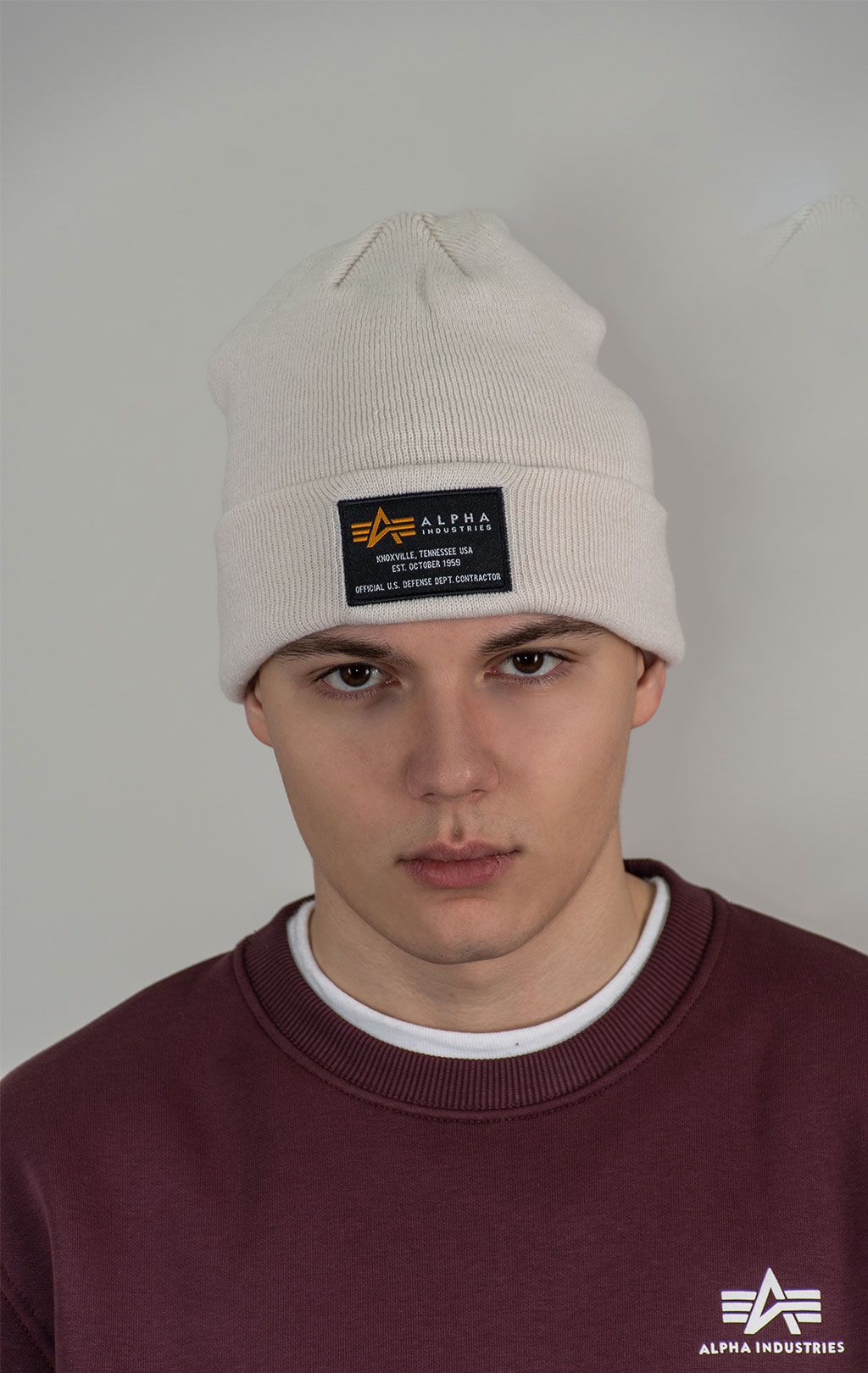 Шапка ALPHA INDUSTRIES CREW BEANIE jet stream white 