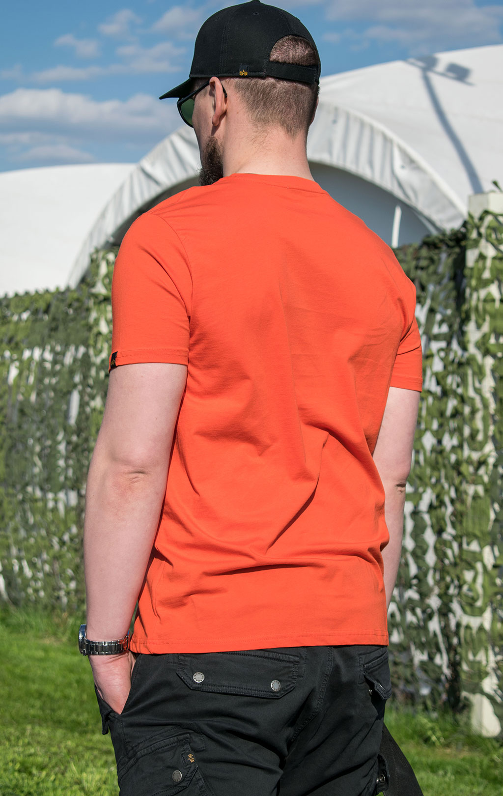 Футболка ALPHA INDUSTRIES BASIC T atomic red 