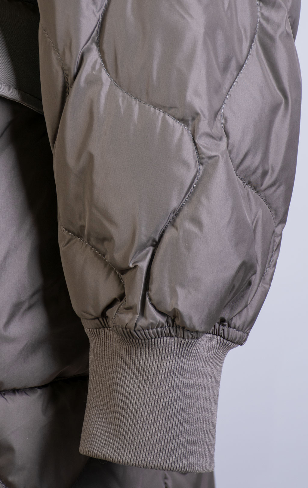 Женское пальто пуховое PARAJUMPERS KAGURA FW 25/26 olive grey 