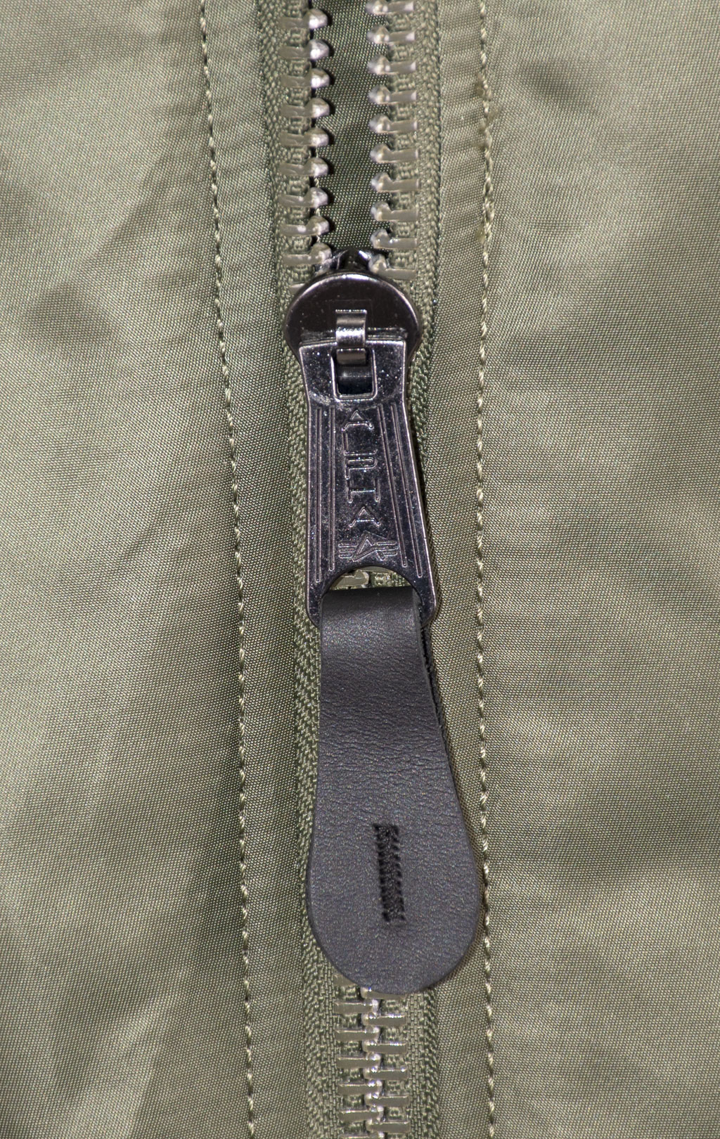Бомбер ALPHA INDUSTRIES MA-1 original fit FW 24/25 sage 