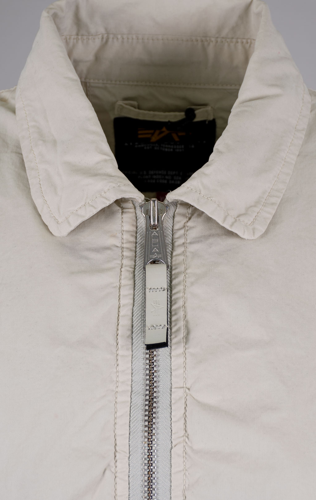 Ветровка ALPHA INDUSTRIES CWU 36/P CANVAS stone 