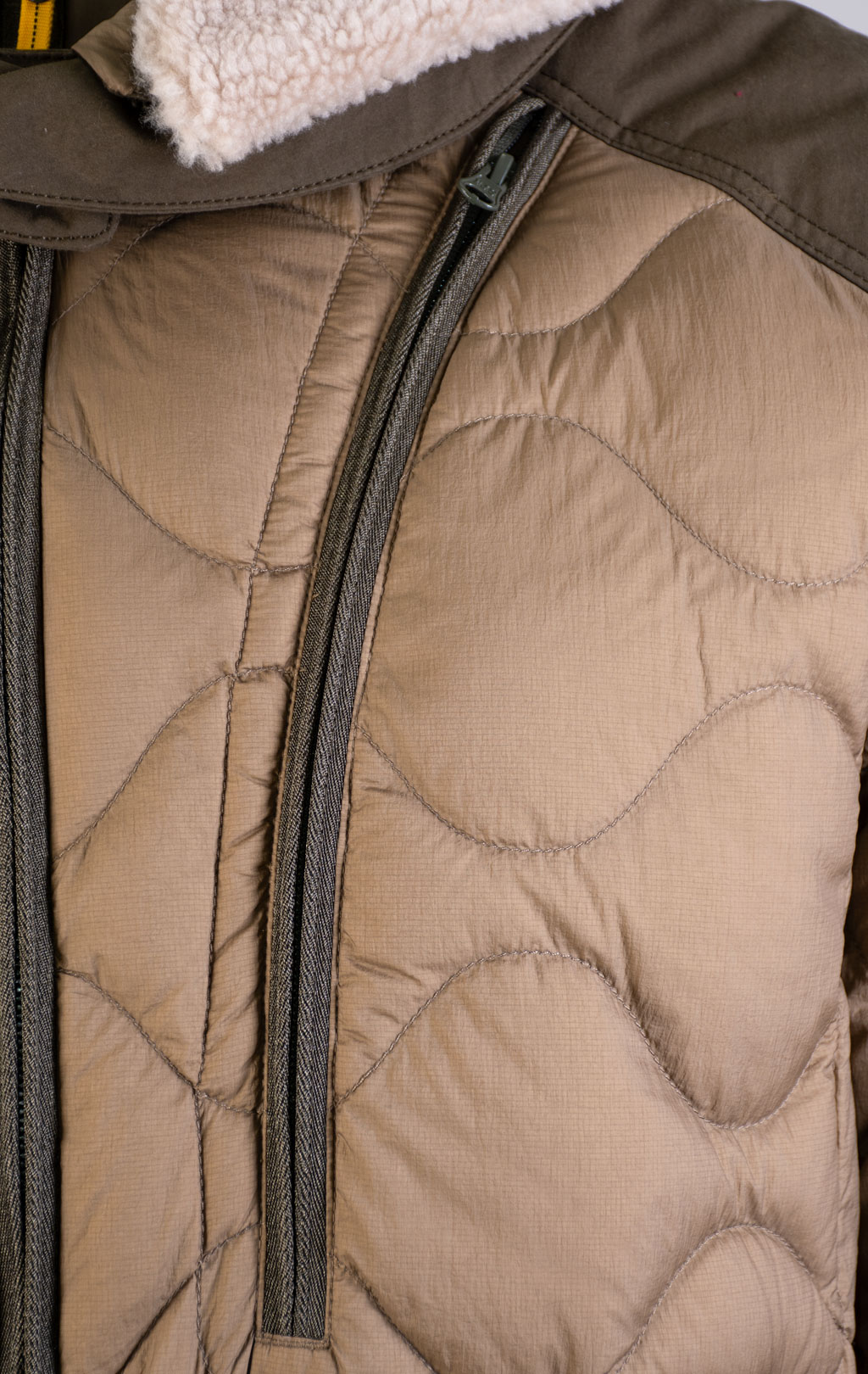Куртка-пуховик PARAJUMPERS AKUTAN FW 25/26 earth/deep moss 