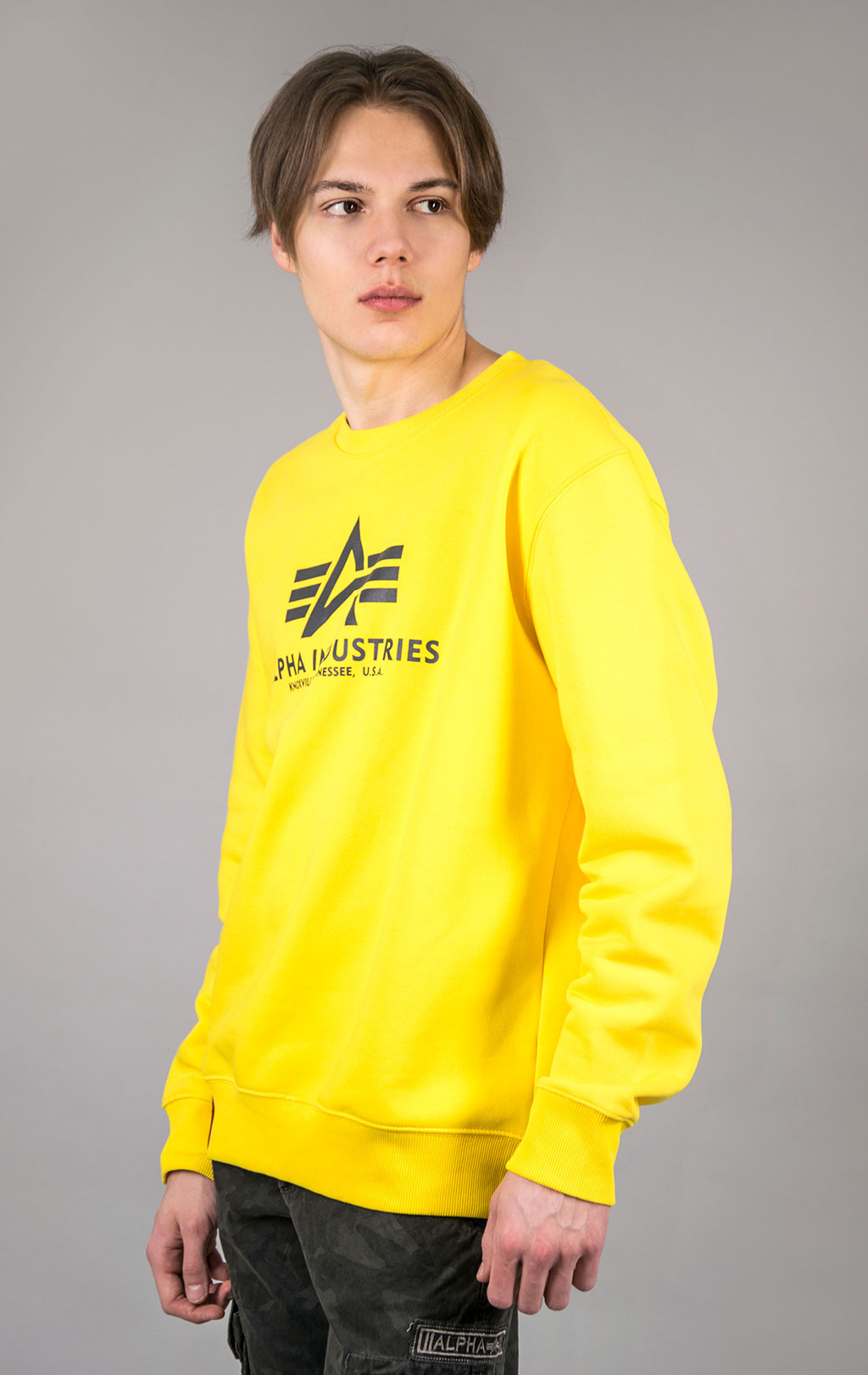 Свитшот ALPHA INDUSTRIES BASIC SWEATER empire yellow 