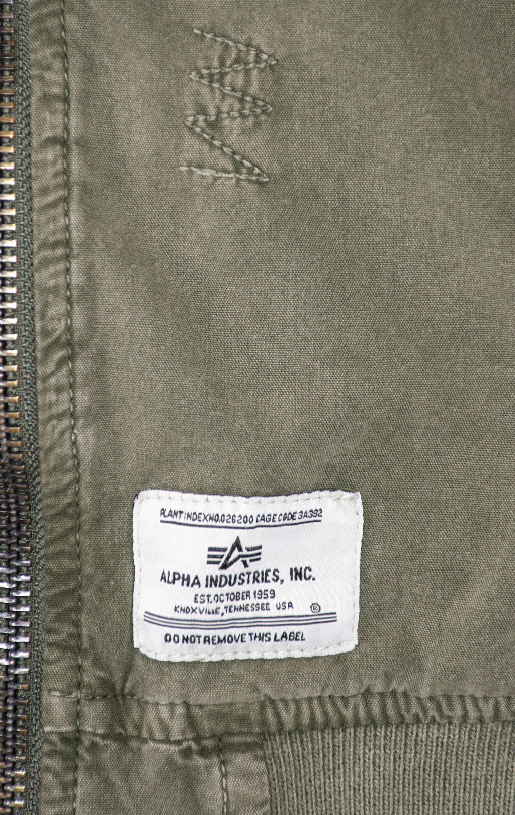 Бомбер-ветровка ALPHA INDUSTRIES L-2B RIP AND REPAIR FLIGHT JACKET SS 24 m OG-107 green 