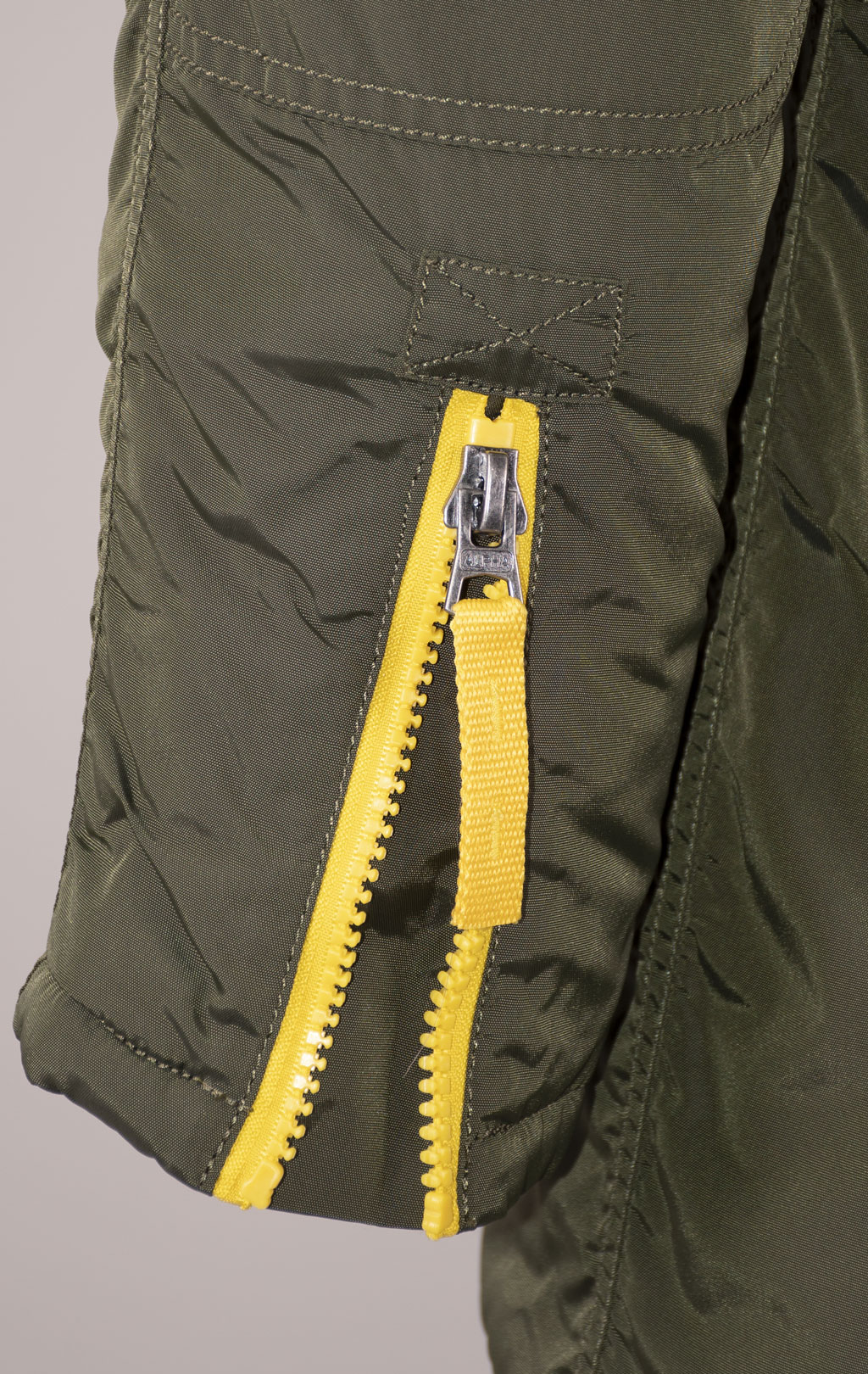 Аляска ALPHA INDUSTRIES N-3B PPS натур. мех dark green 