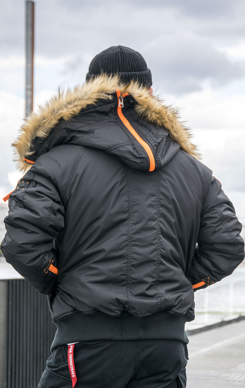 Аляска короткая ALPHA INDUSTRIES N-2B PPS black/orange 