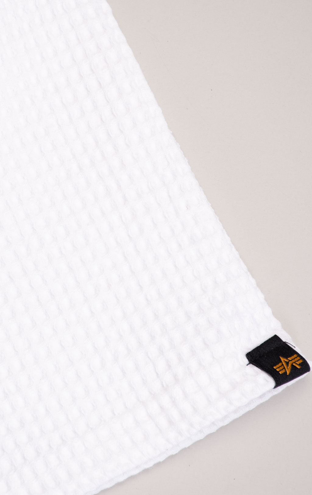 Футболка ALPHA INDUSTRIES STUDIO WAFFLE T white 