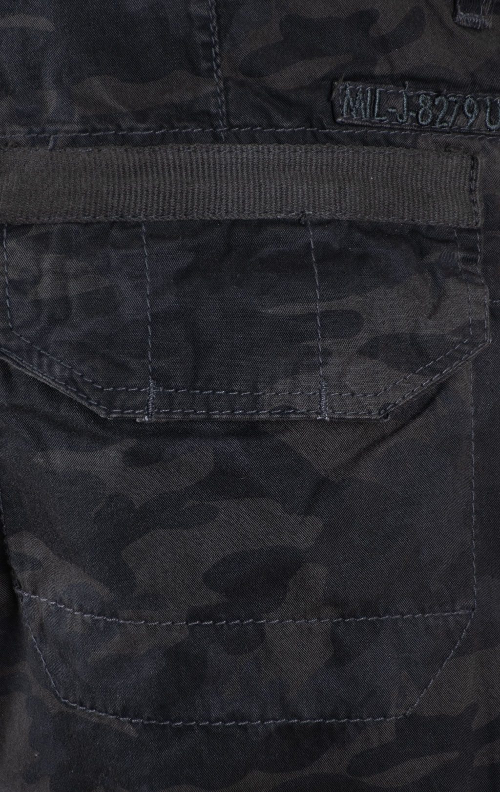 Шорты карго удлинённые ALPHA INDUSTRIES IMPERIAL 3/4 black camo 