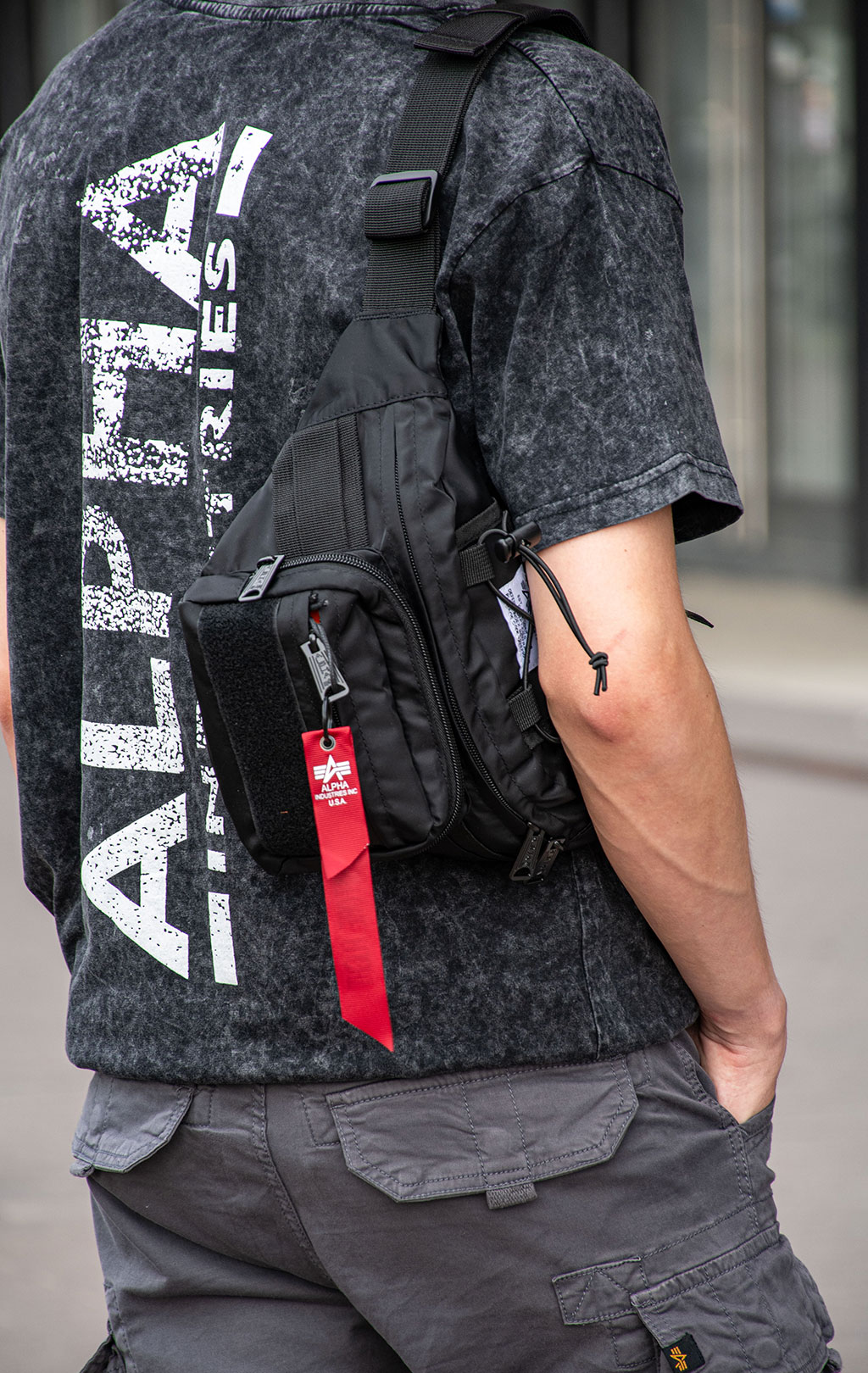 Сумка поясная ALPHA INDUSTRIES TACTICAL WAIST BAG black 