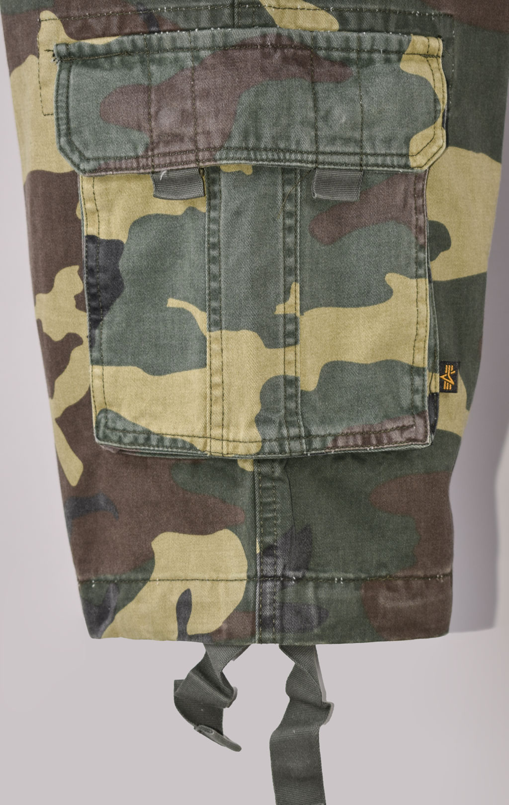 Шорты карго ALPHA INDUSTRIES JET US SS 23 camo woodland 