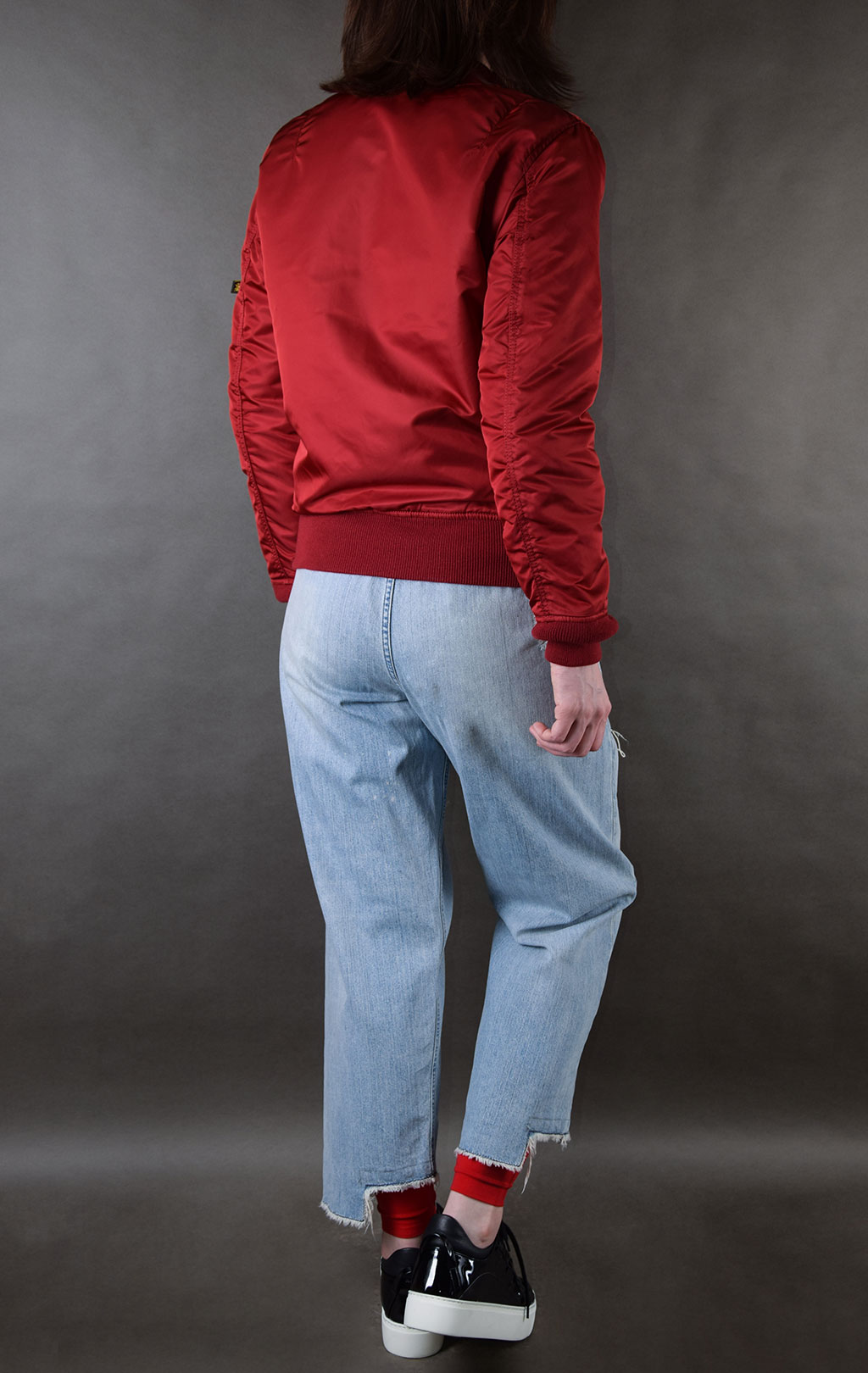 Женский бомбер ALPHA INDUSTRIES MA-1 W red commander 