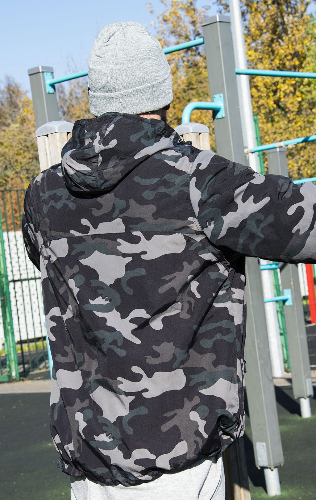 Анорак Surplus WINDBREAKER camo black 