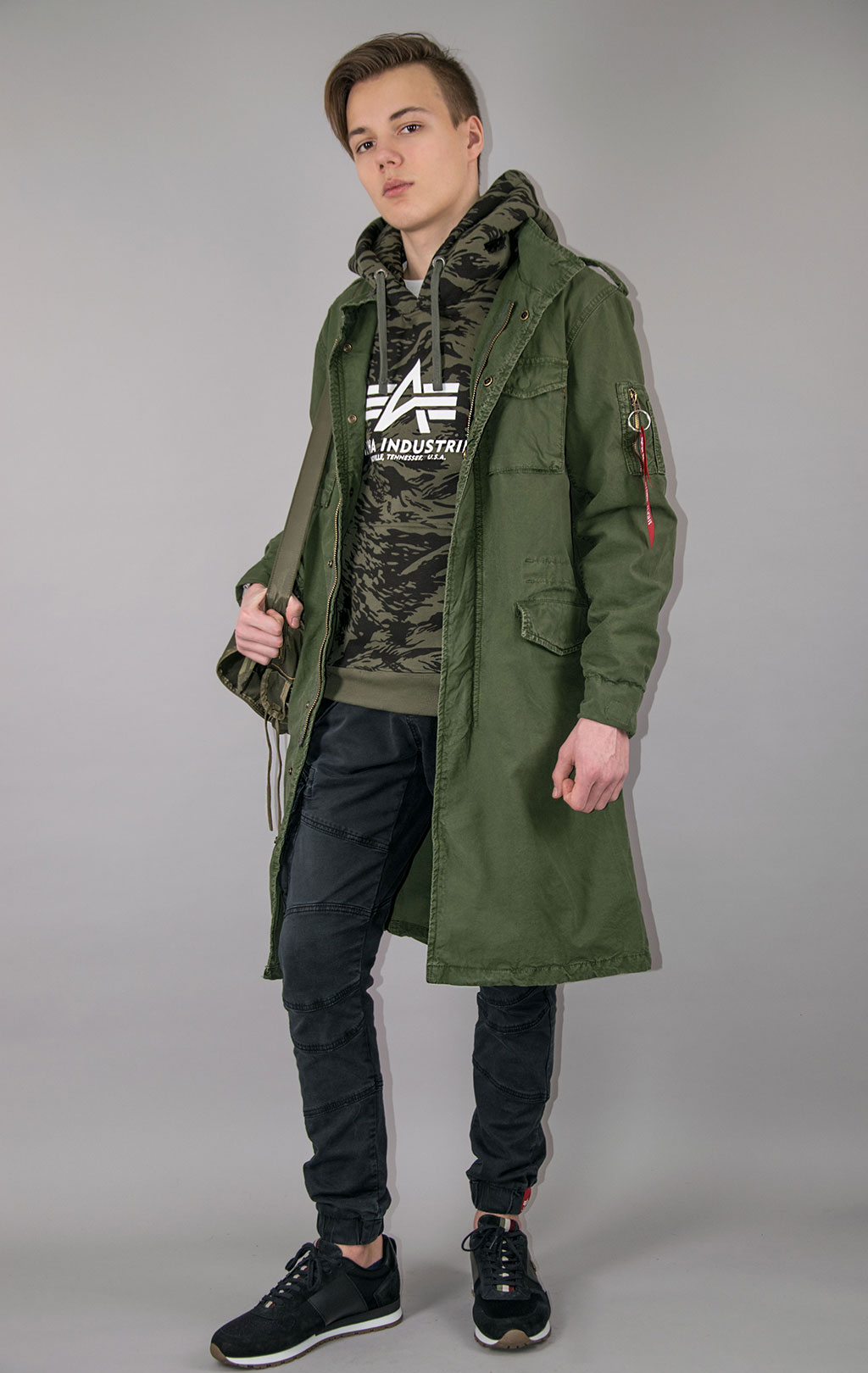 Ветровка ALPHA INDUSTRIES M-65 COAT LW dark olive 