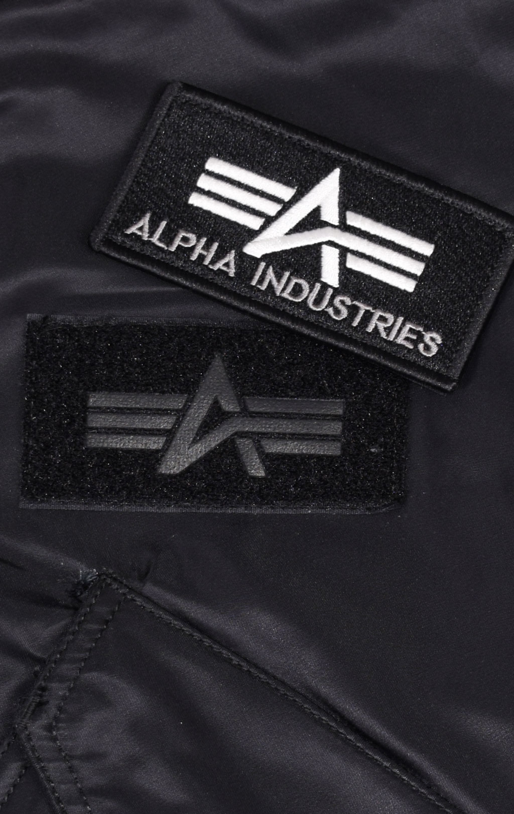 Аляска короткая ALPHA INDUSTRIES 45P HOODED CUSTOM black/reflective 