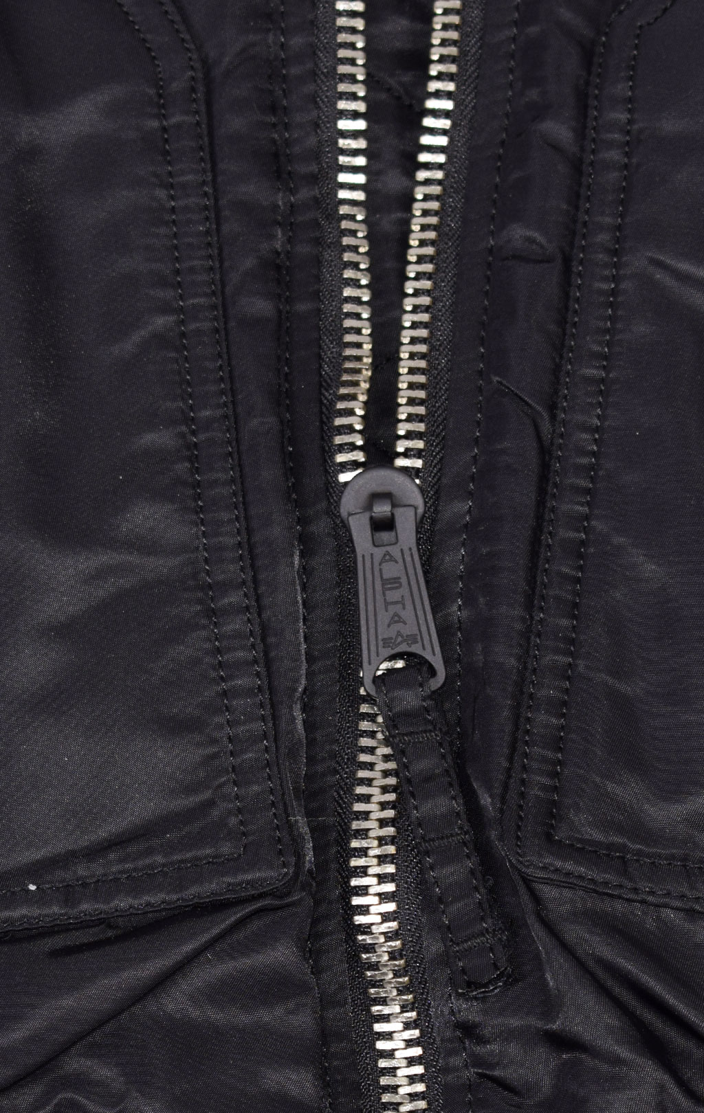 Аляска короткая ALPHA INDUSTRIES 45P HOODED CUSTOM black/reflective 