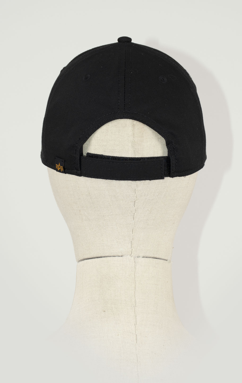 Бейсболка ALPHA INDUSTRIES VELCRO CAP II black/red