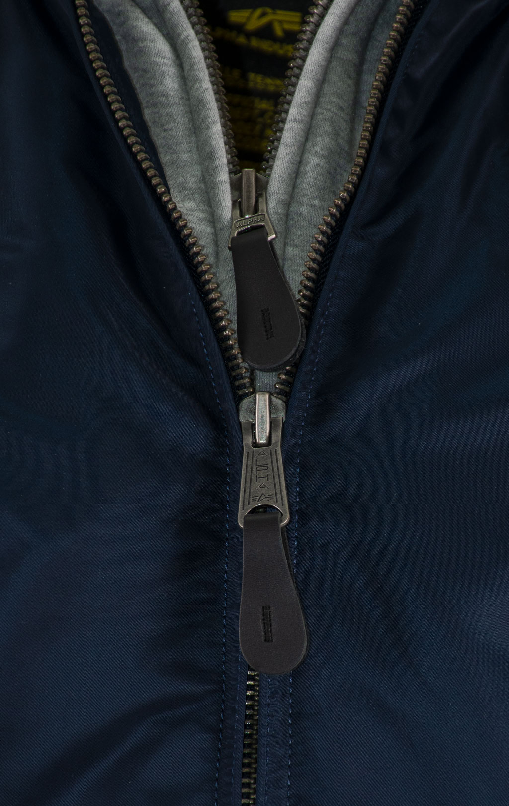 Куртка-бомбер лётная ALPHA INDUSTRIES MA-1 D-Tec SE ultra navy 