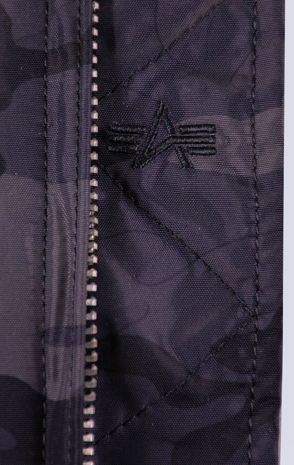 Ветровка-бомбер ALPHA INDUSTRIES MA-1 TT black camo 