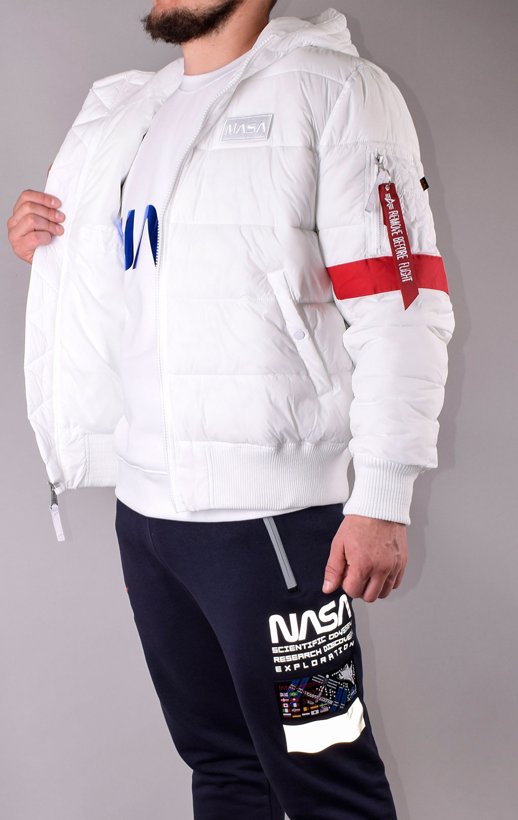 Куртка ALPHA INDUSTRIES HOODED PUFFER FD NASA white 