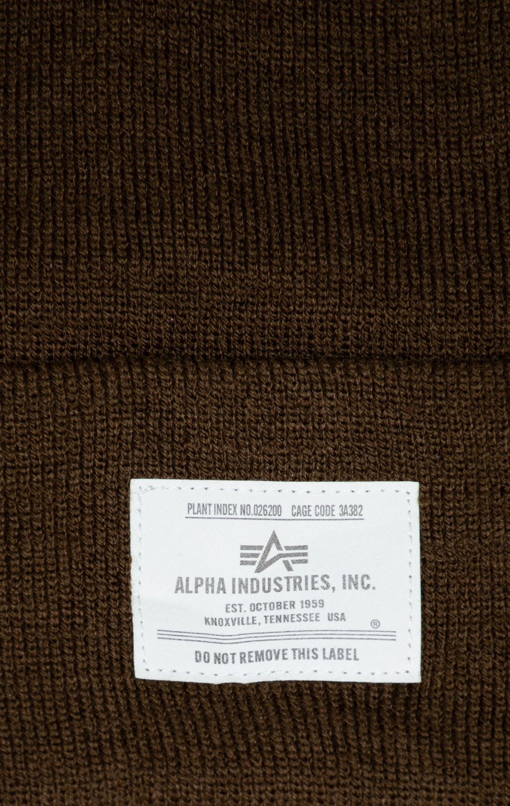 Шапка ALPHA INDUSTRIES ESSENTIAL BEANIE FW 25/26 espresso 