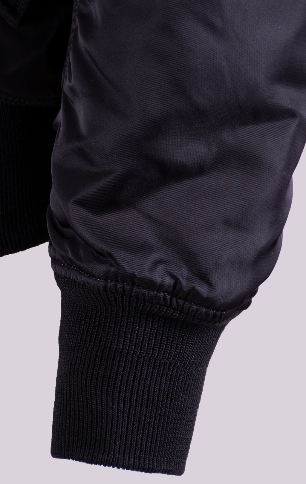 Бомбер ALPHA INDUSTRIES MA-1 black 